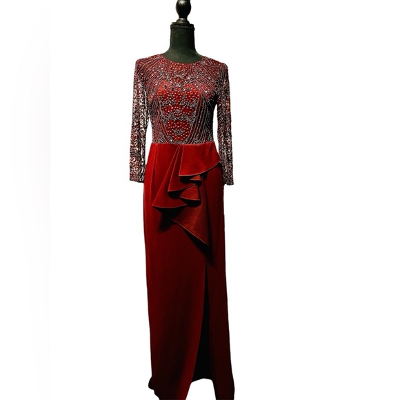 ADRIANNA PAPELL Burgundy Long Sleeve Sequin Maxi Sheath Evening Dress (NWT) - Picture 5 of 10